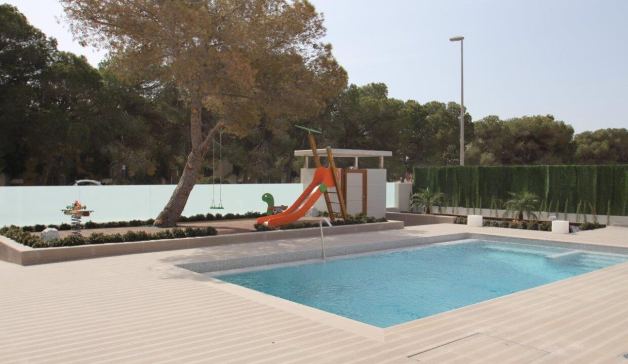 71857-Luxe-villa-in-Campoamor-14