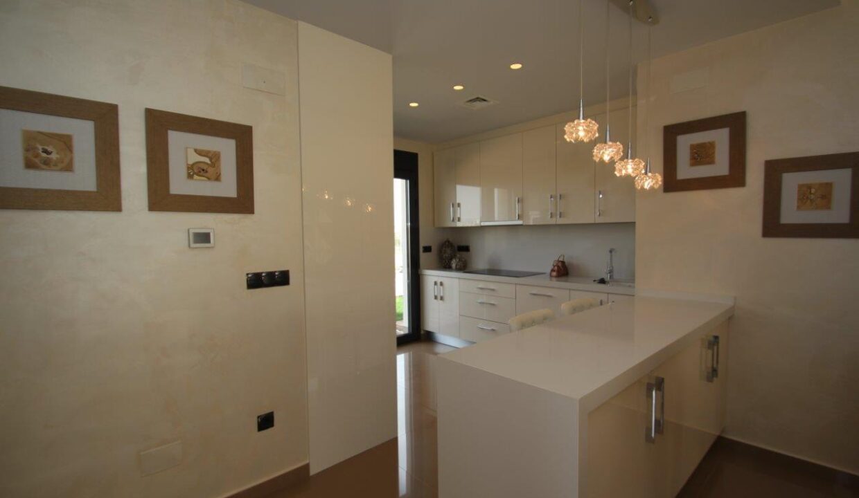 71857-Luxe-villa-in-Campoamor-7