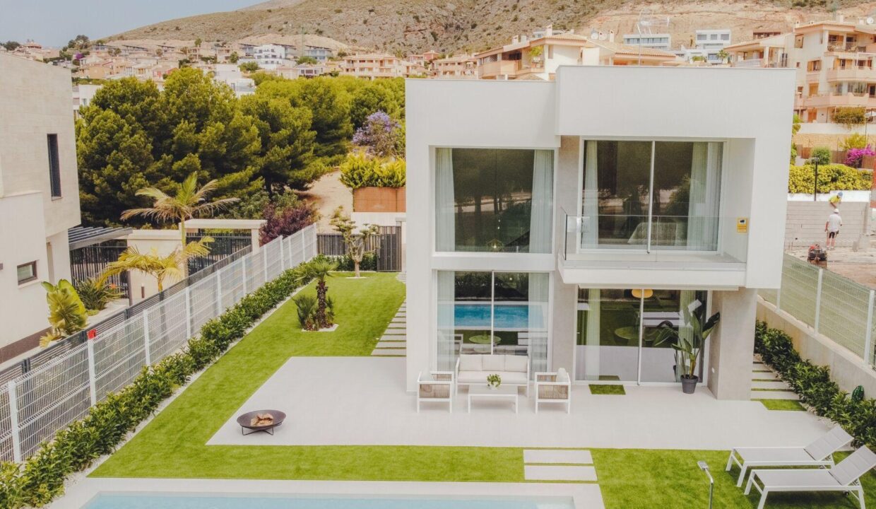 76007-Moderne-design-vrijstaande-villa-in-Sierra-Cortina-Finestrat