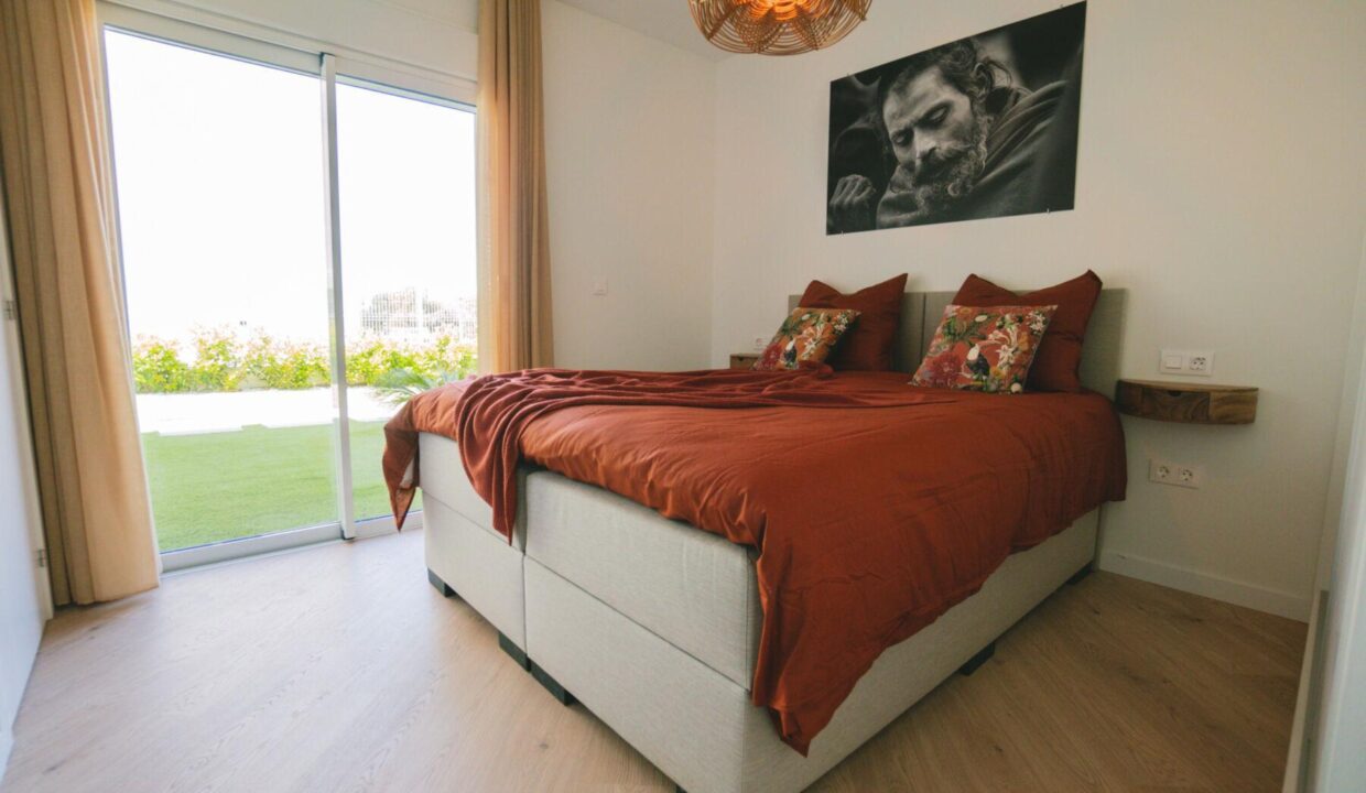 76007-Moderne-design-vrijstaande-villa-in-Sierra-Cortina-Finestrat-50