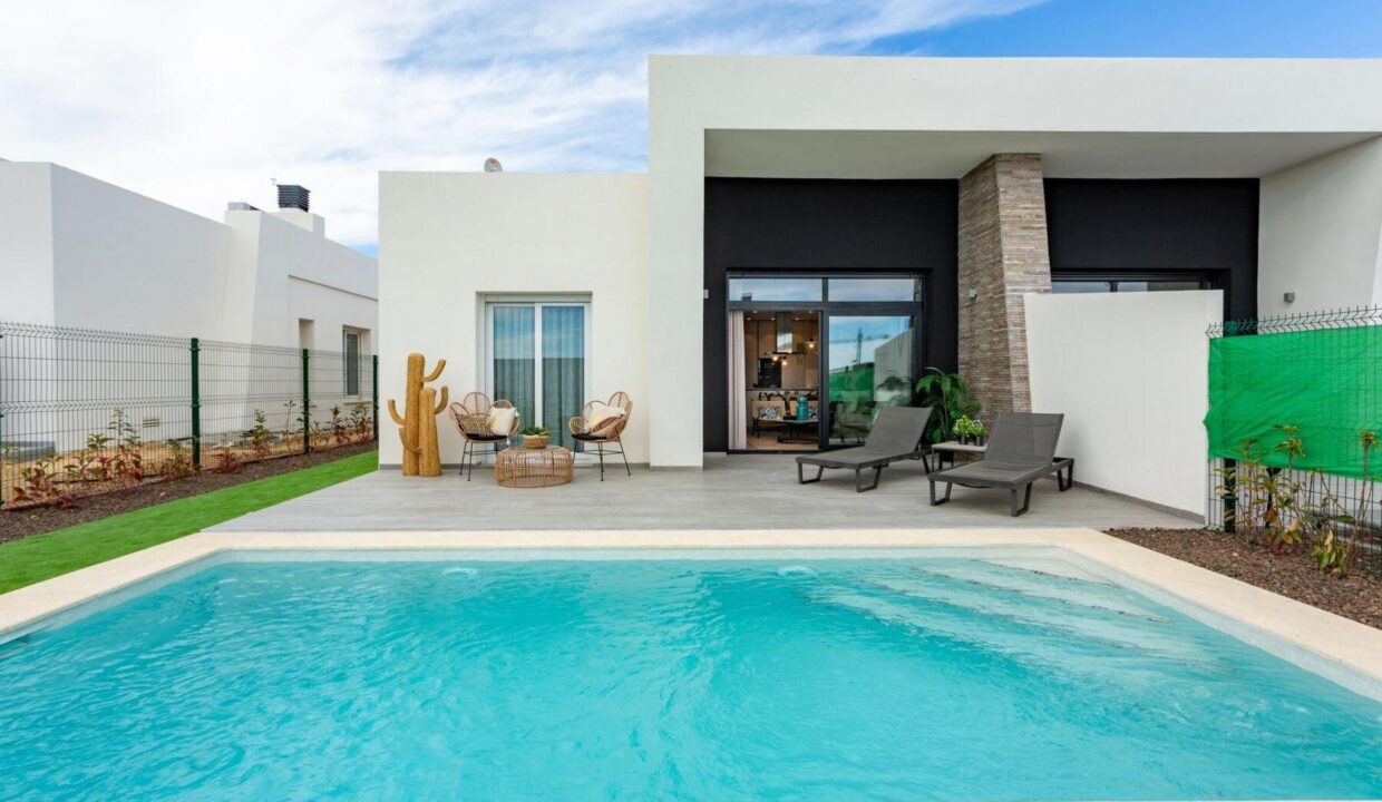 76219-Halfvrijstaande-villa-in-La-Finca-Golf-11