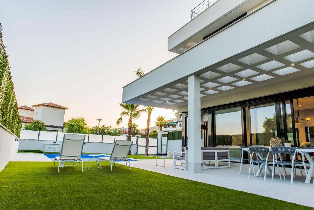 76350-Luxe-villa-in-Sierra-Cortina-15