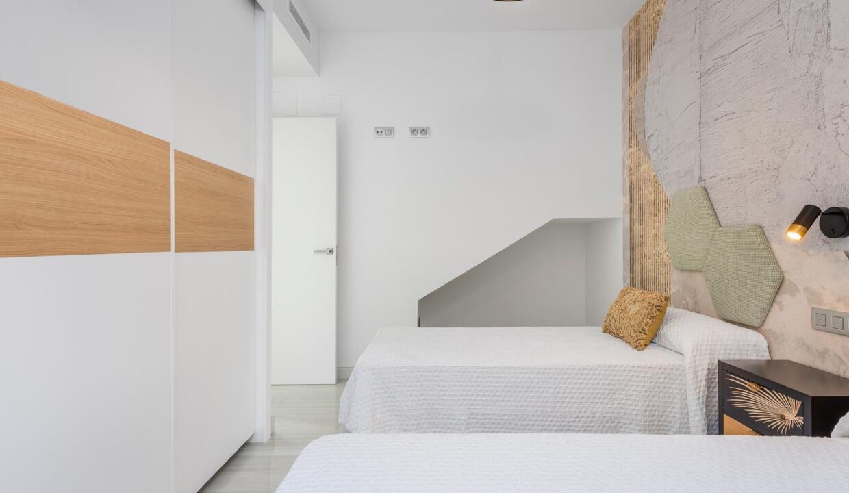 79906-Vrijstaande-villas-in-Los-Montesinos-35