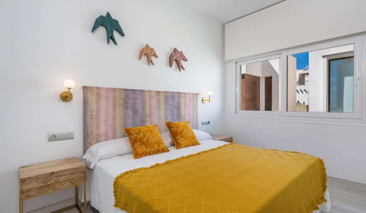 79906-Vrijstaande-villas-in-Los-Montesinos-38