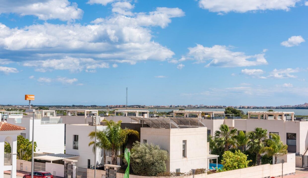 79906-Vrijstaande-villas-in-Los-Montesinos-45