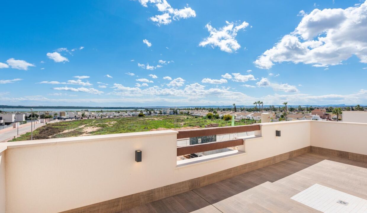 79906-Vrijstaande-villas-in-Los-Montesinos-51