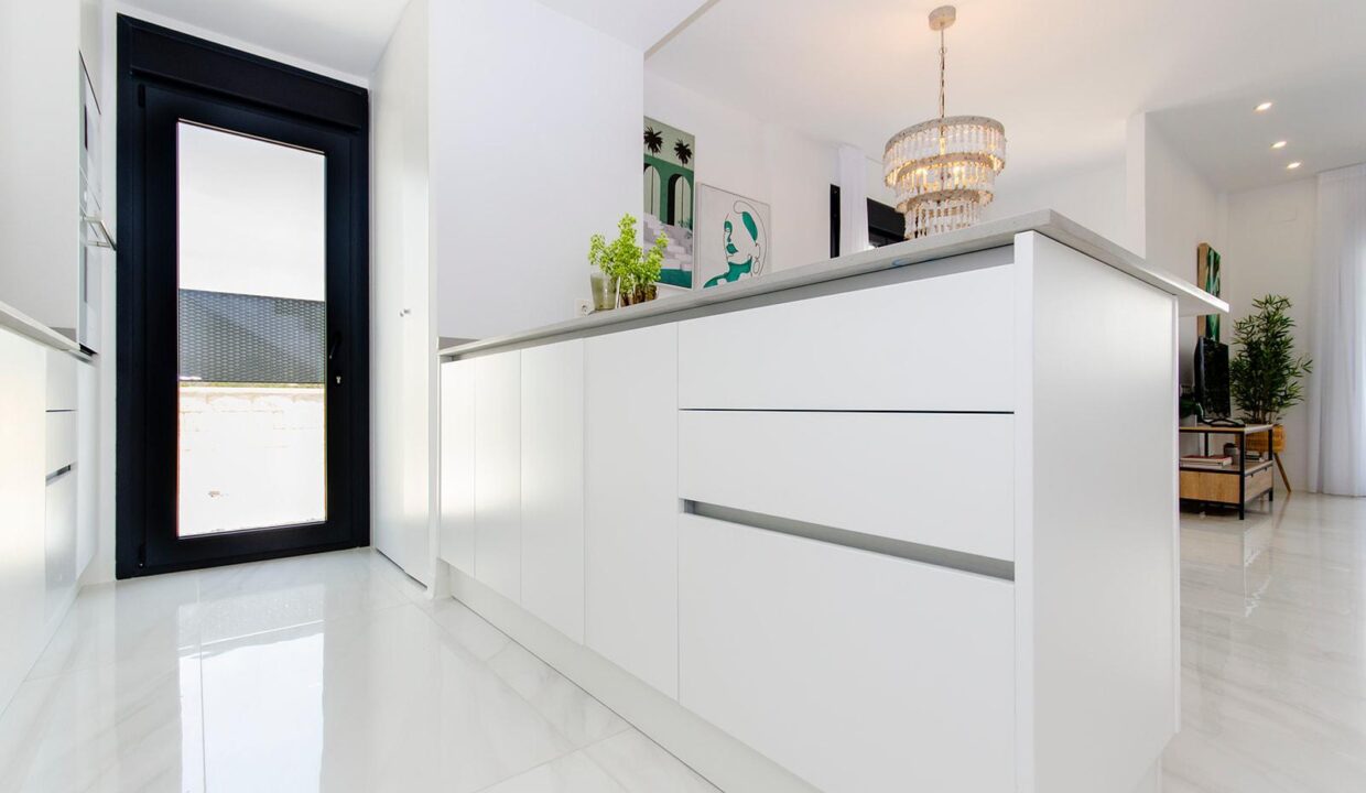 82612-Vrijstaande-villas-in-woonwijk-Entrenaranjos-60