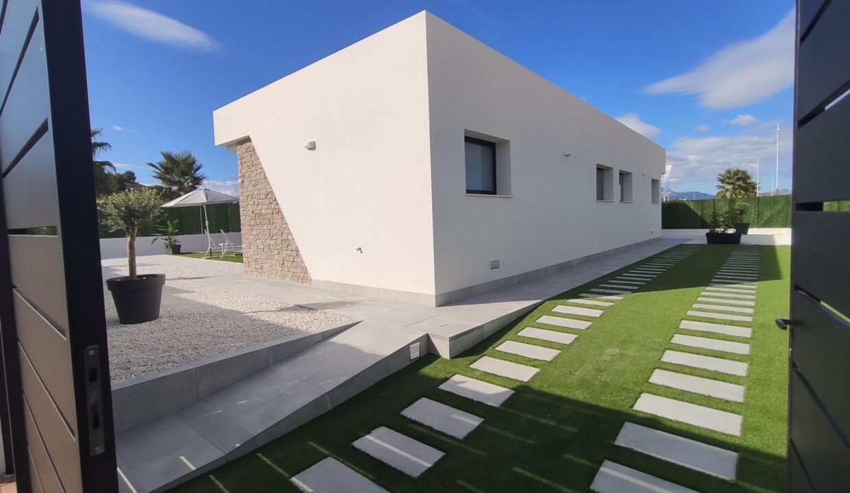 90275-Vrijstaande-villas-op-percelen-van-meer-dan-500-m2-in-Calasparra-6