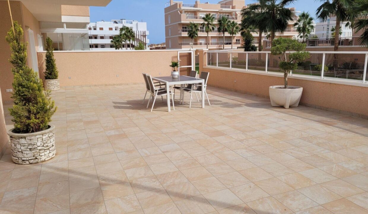 92123-Ruime-appartementen-in-El-Raso-Guardamar-del-Segura-12