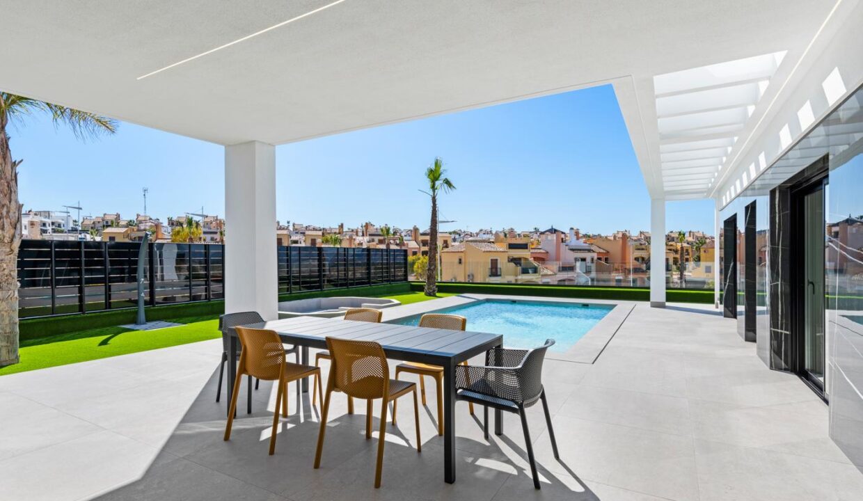 93278-Ruime-villas-met-grote-buitenruimte-in-La-Finca-Golf-82
