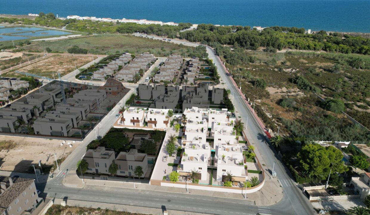 94190-Moderne-vrijstaande-villas-op-slechts-800-meter-van-Playa-del-Pinet-4