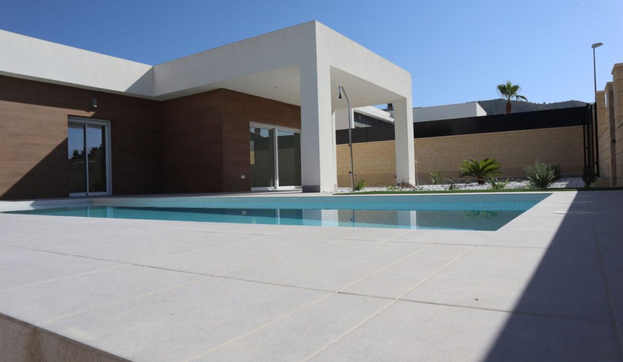 99860-Luxe-vrijstaande-villa-in-La-Romana-Alicante-16